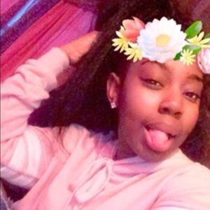 Meet your Posher, Jasmine